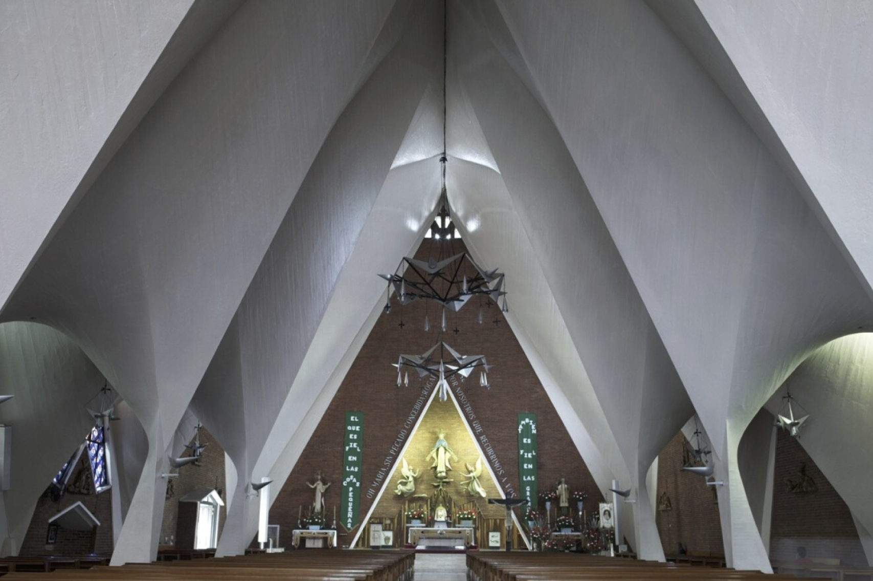 Our Lady of the Miraculous Medal Church (Milagrosa)